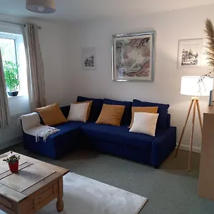 One Bedroom In Central *