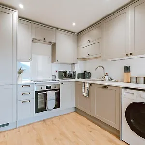 The Springwell Near Farringdon * Londra