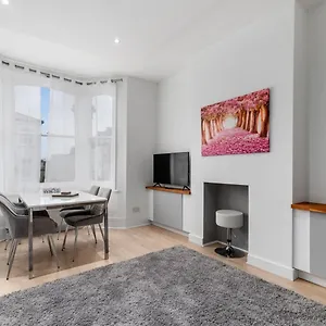 Guestready - Beautiful Apt In Prime Location Apartment *