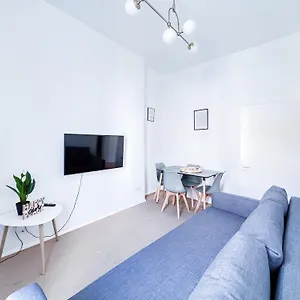 Cosy Camden - On 1st Floor Apartment London