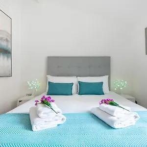 Apartment Perfect Location 2bed 2bath *