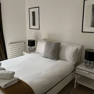 Apartment Modern 1 Bed Flat Near Station And *