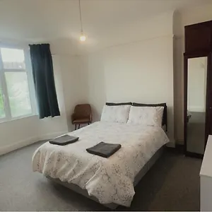 Гостевой дом Cozy Рейнс Парк