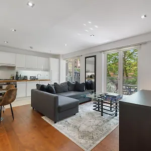 Portobello Dock - 1st Floor Canal View London