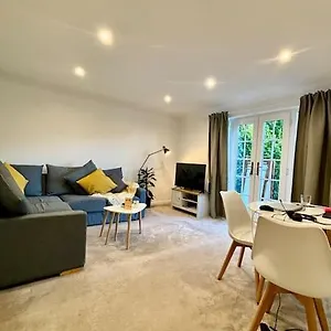 Cozy 1-bedroom In Turnham