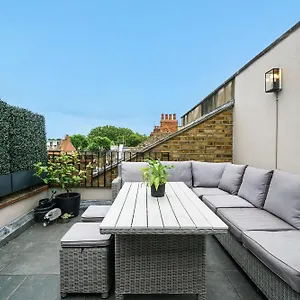 Stylish 2bed 2 Bath House With Balcony London