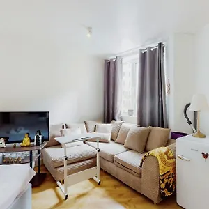 Central Studio With Free Parking In Chelsea Near Tube Apartment London