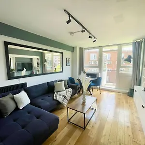 New Deluxe 2bed Beautiful Old St London