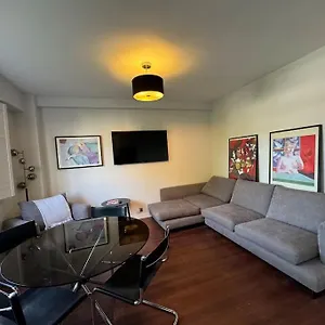 Stylish 1 Bed Hyde Park Apartment