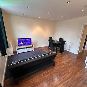 Flat In Wandsworth Apartment *