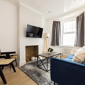 The Stratford - Dnu London