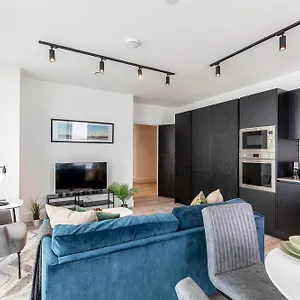 Apartment Icon Tower London