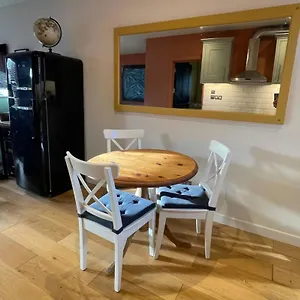 Apartment Charming And Spacious 2 Bed Near Kensal Green Tube *
