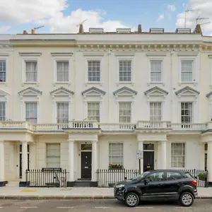 Charming In Victorian Flat Pimlico, Central Alloggio in famiglia