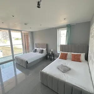 Luxury Private In London