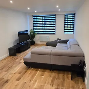 Cozy 2br, In A Gated Building