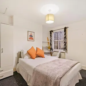 Little Venice Hububb Homestay London