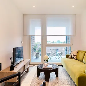 The Tottenham Sanctuary - Adorable 1bdr Flat With Balcony