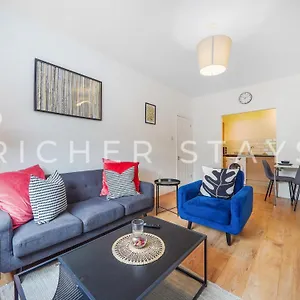 Stylish Canary Wharf Apt, Corporates And Tourists London