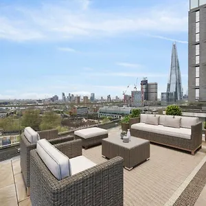 Apartment Stunning Duplex Penthouse Over 2200 Sq Ft Sleeps 8 With Jacuzzi Rooftop Views Of The City