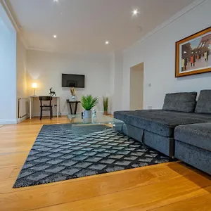 Bloomsbury Escape Flat 1 Apartment *