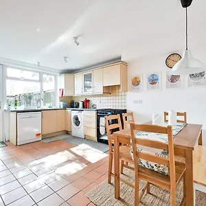 Apartment Guestready - Lovely Townhouse In West Kensington