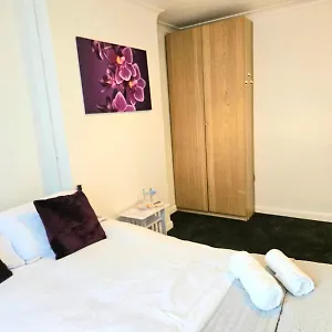 Cosy 2 Sutton (Greater London)