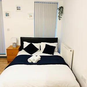 Apartment Luxurious Flat In London