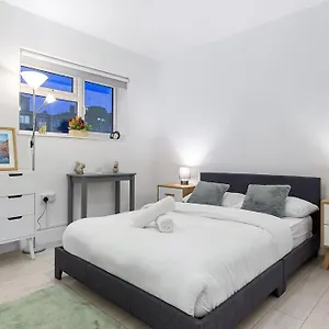 Apartment Near Kings Cross Sleep 12 Sp7