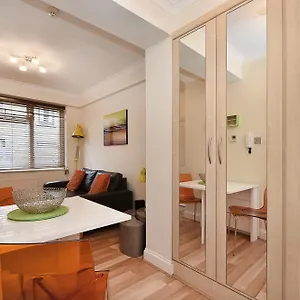Marylebone Serviced By Globe Apartment