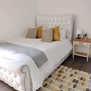 Bright Spacious Double Room, Next To Underground Station