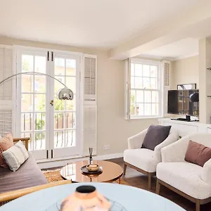 The Holland Park Crib - Classy 2bdr House Apartment London