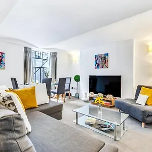 Apartment Elegant In The Heart Of Chelsea Sleeps 7