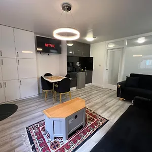 Apartment Modern Comfort One Bed Flat In Golders *