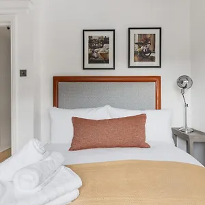 Ultimate Retreat - La Reserve South Kensington *