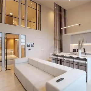 Apartment Bridge Beautiful *
