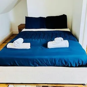 Beautiful 3bd Family With Huge Private Graden Holiday home London