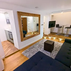 Modern 1 Bedroom In Kensington London