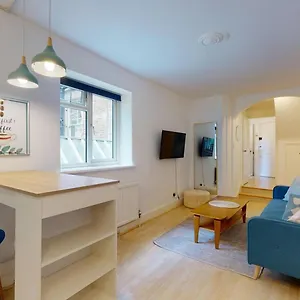 Superior 1 - Bed In Maida Vale * London