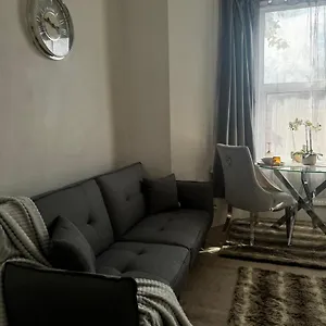 アパート 5 Min From Westfield, Stratford, , And Elizabeth Olympic Park With Free Netflix ロンドン