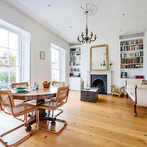 Highlife And Islington - By Out Of Office Lifestyle Apartment