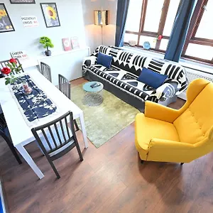 3 Bed Flat In King's Cross Station - Zone 1