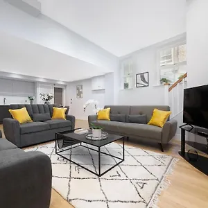 Luxaway Mews House St Johns Wood - Sleeps Up To 11 London