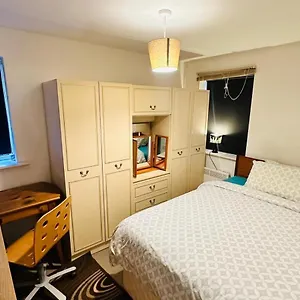 The Right Place. A Fabulous/cozy Double Homestay *