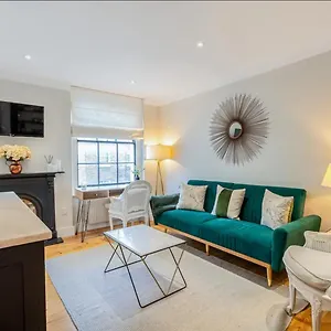 Апартаменты Lovely 1br Flat, Prime Location Bloomsbury, Euston *