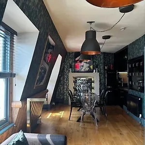Apartment The Turret