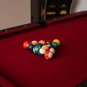 Contractor-friendly 3-bed, Games Room, Pool Table! *