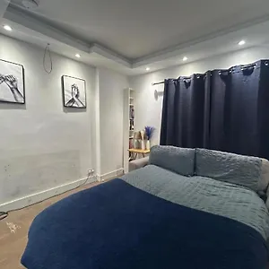 Guest house Spacious Guest House, Wandsworth, Balham London