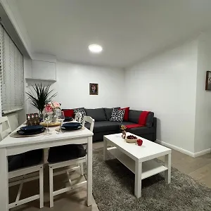 Apartment Stylish Entire With Private Garden In Camden, London