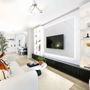 Apartment Lux 3bdr Riverside Duplex Mansionette By Lcy & Excel I 20mins To *